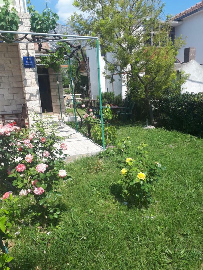 Apartments Mamich Kastela Exterior photo